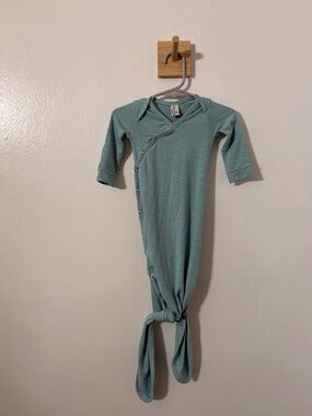 Copper Pearl Newborn Blue Solid Cotton Knit Long Sleeve Snap Gown Sleepwear